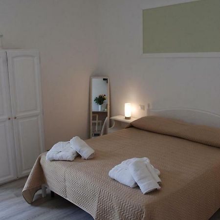 La Fortezza Crotone Bagian luar foto